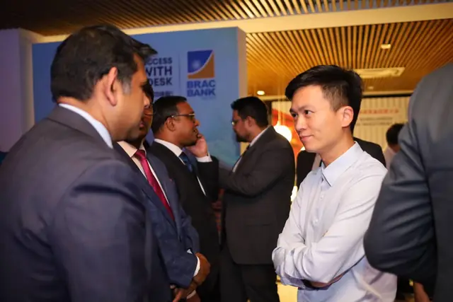 Networking at the China-Bangladesh investment conference